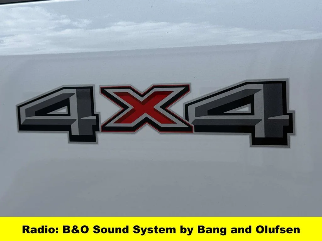 New 2026 Oxford White Ford F-250® Lariat® image 10