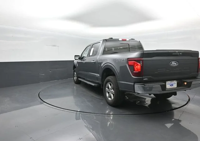 Used 2024 Gray Ford XLT image 5
