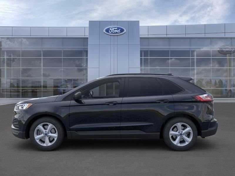 New 2024 Agate Black Metallic Ford SE image 3