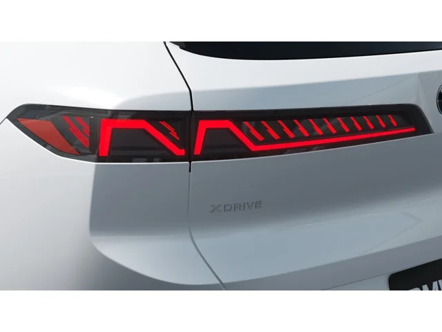 New 2027 Mineral White Metallic BMW  image 8