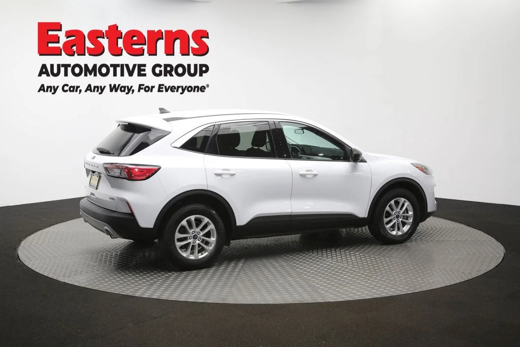 Used 2022 White Ford SE image 43