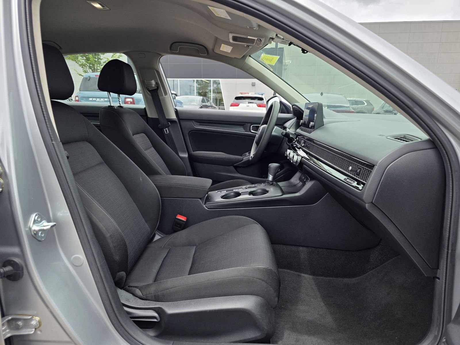 Used 2025 Silver Honda LX image 23