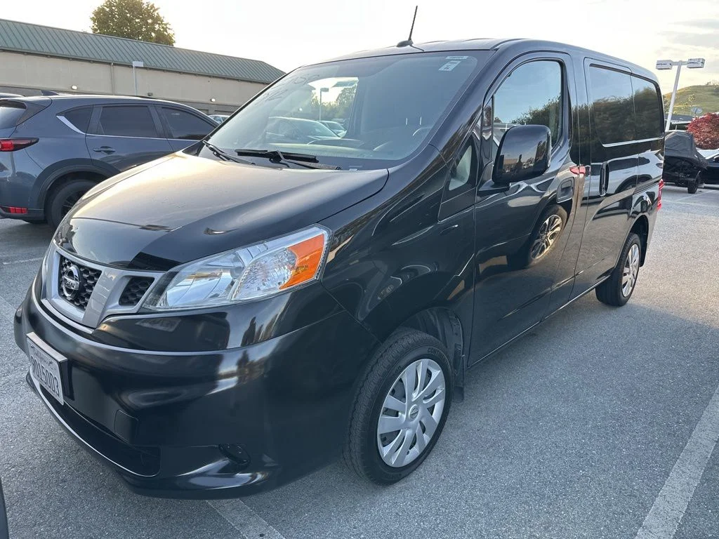 2021 Nissan NV200 SV's photo