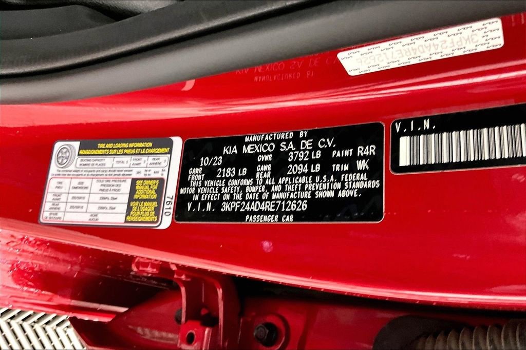 Used 2024 Red Kia LXS image 18