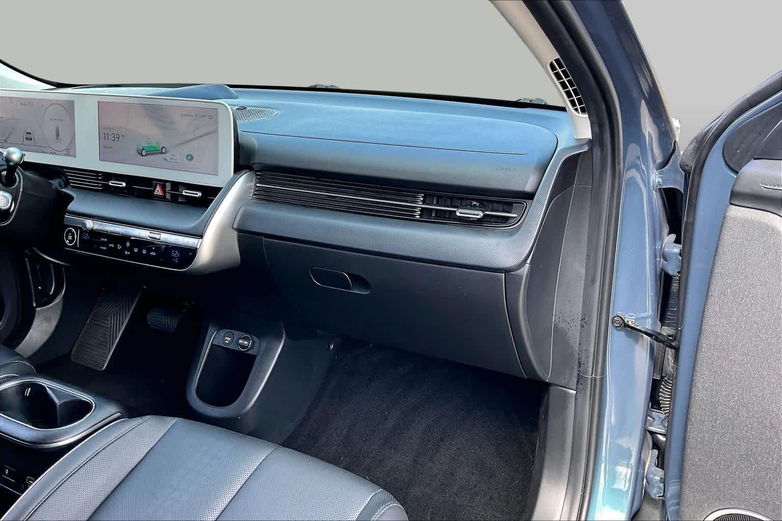 Used 2023 Digital Teal Hyundai Limited image 18