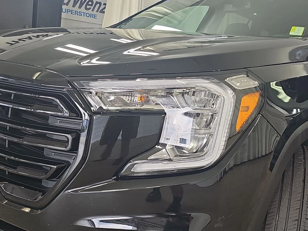 Certified Used 2023 Black GMC SLE image 36
