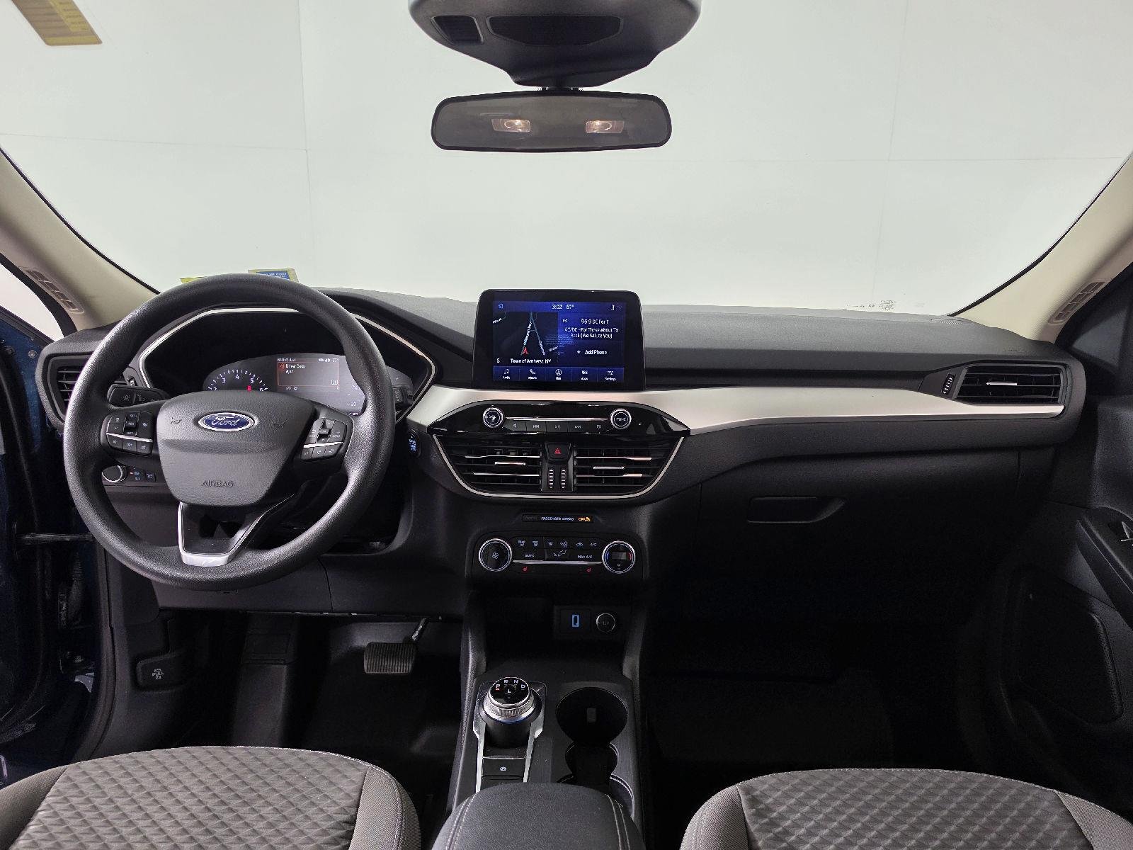 Used 2020 Dark Persian Green Ford SE image 3