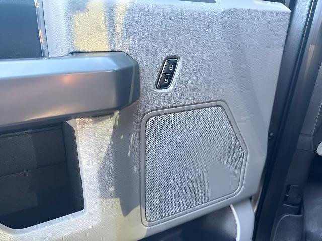 Used 2019 Magnetic Metallic Ford  image 26