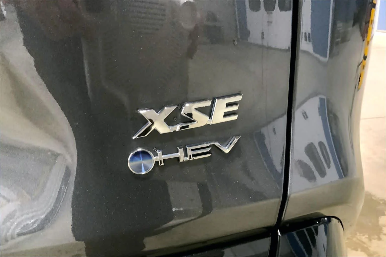 Used 2025 Magnetic Gray Metallic/Midnight Black Metallic Toyota Hybrid XSE image 10