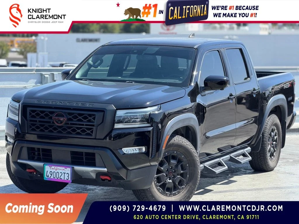 Used 2022 Black Nissan PRO-X image 1