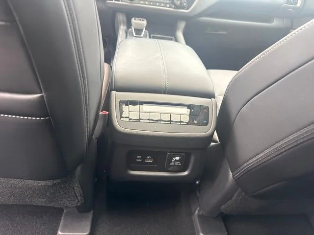 2024 Nissan Pathfinder Platinum - Photo 24