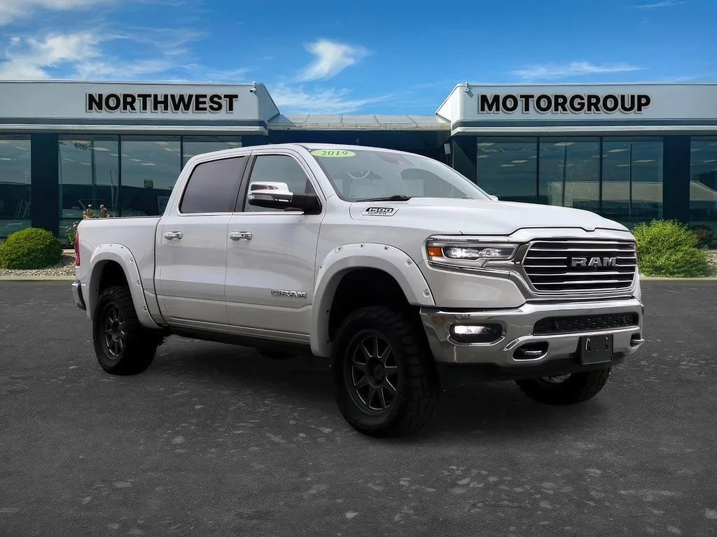2019 RAM 1500 Longhorn Crew Cab 4x4 5'7" Box's photo