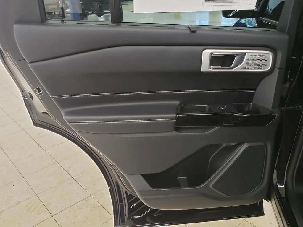 Certified Used 2022 Black Metallic Ford ST image 13