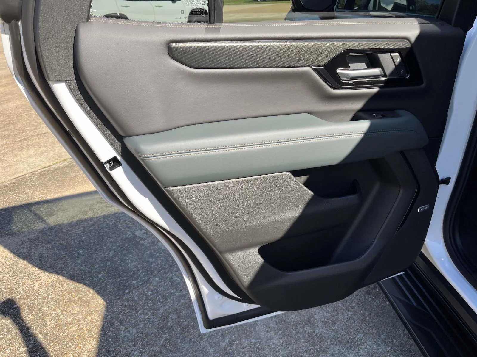 2026 GMC Yukon AT4 - Photo 16