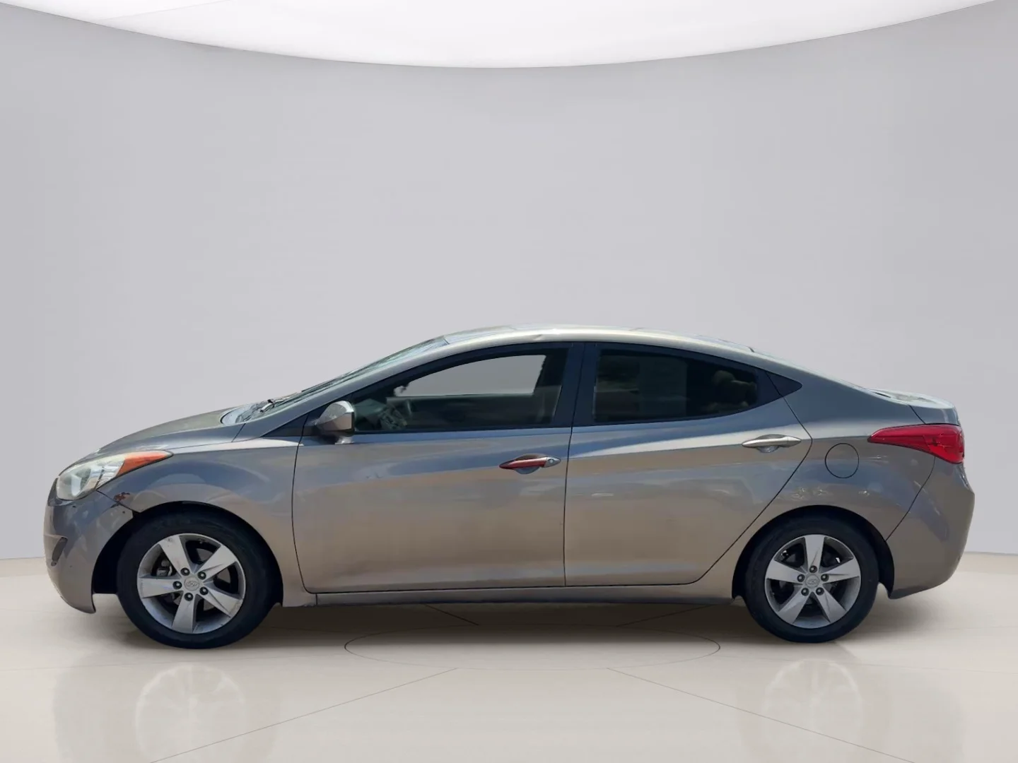 Used 2013 Gray Hyundai GLS image 8
