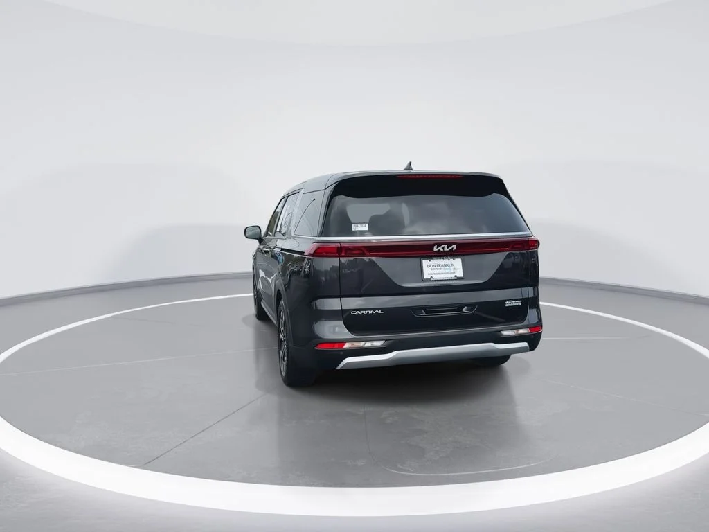 Used 2024 Gray Kia EX image 7