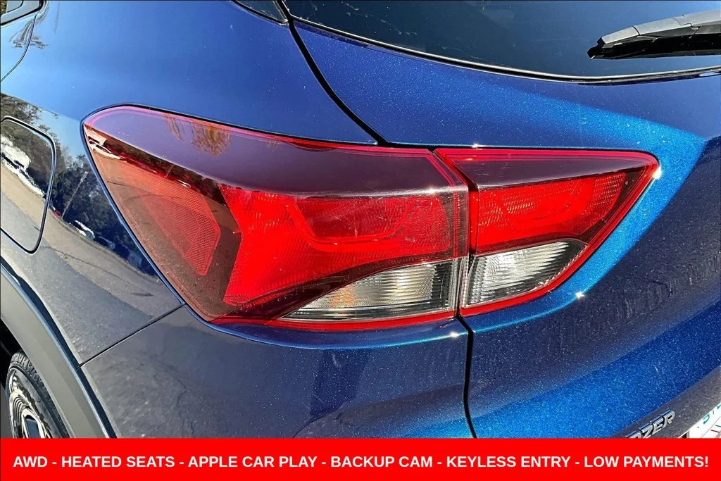 Used 2022 Blue Chevrolet LT image 28