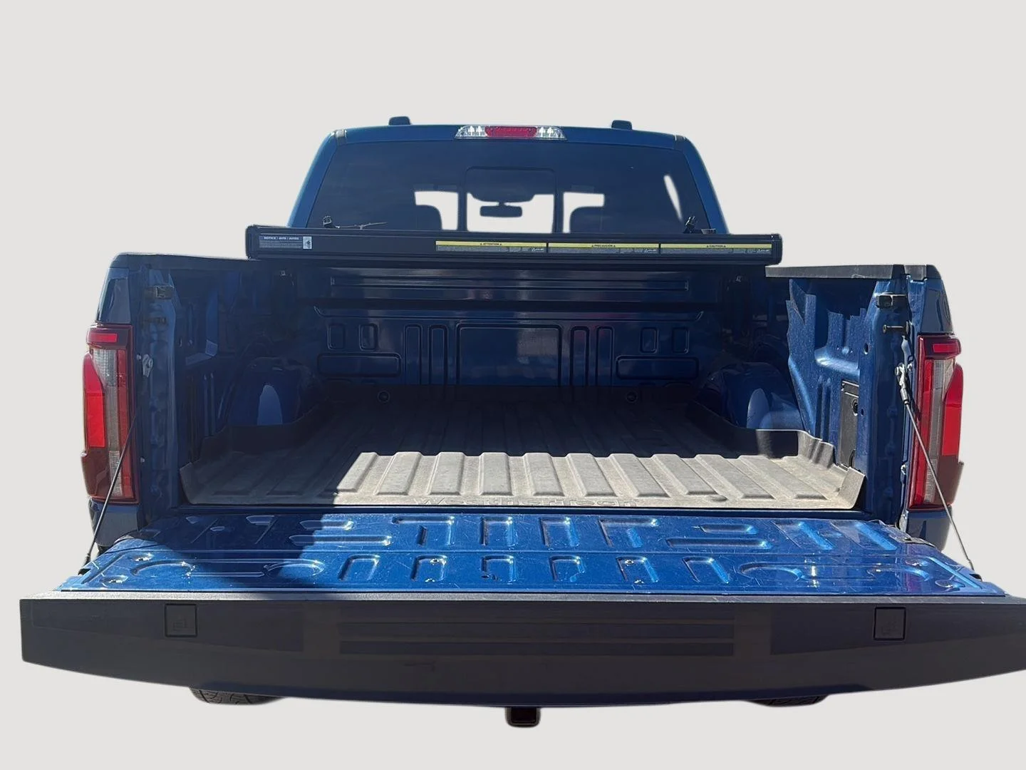 Used 2024 Atlas Blue Ford LARIAT image 22