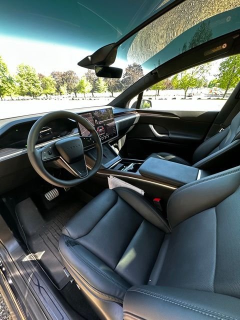 2024 Tesla Model X Long Range - Photo 15