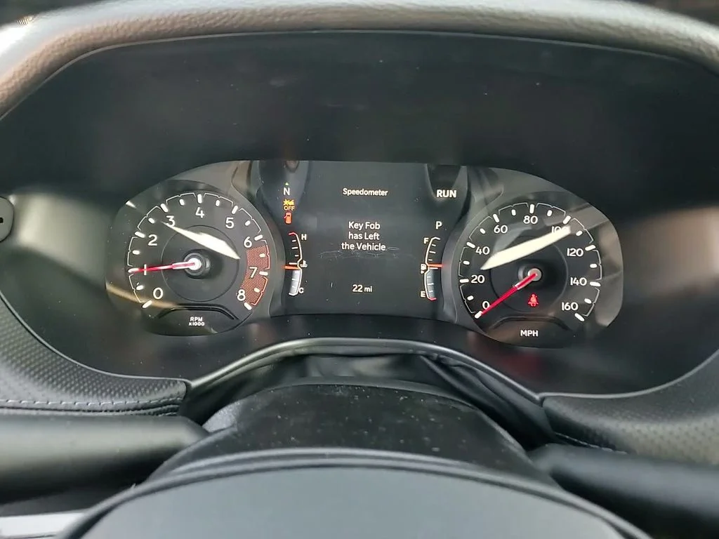 New 2026 Black Jeep Latitude image 29
