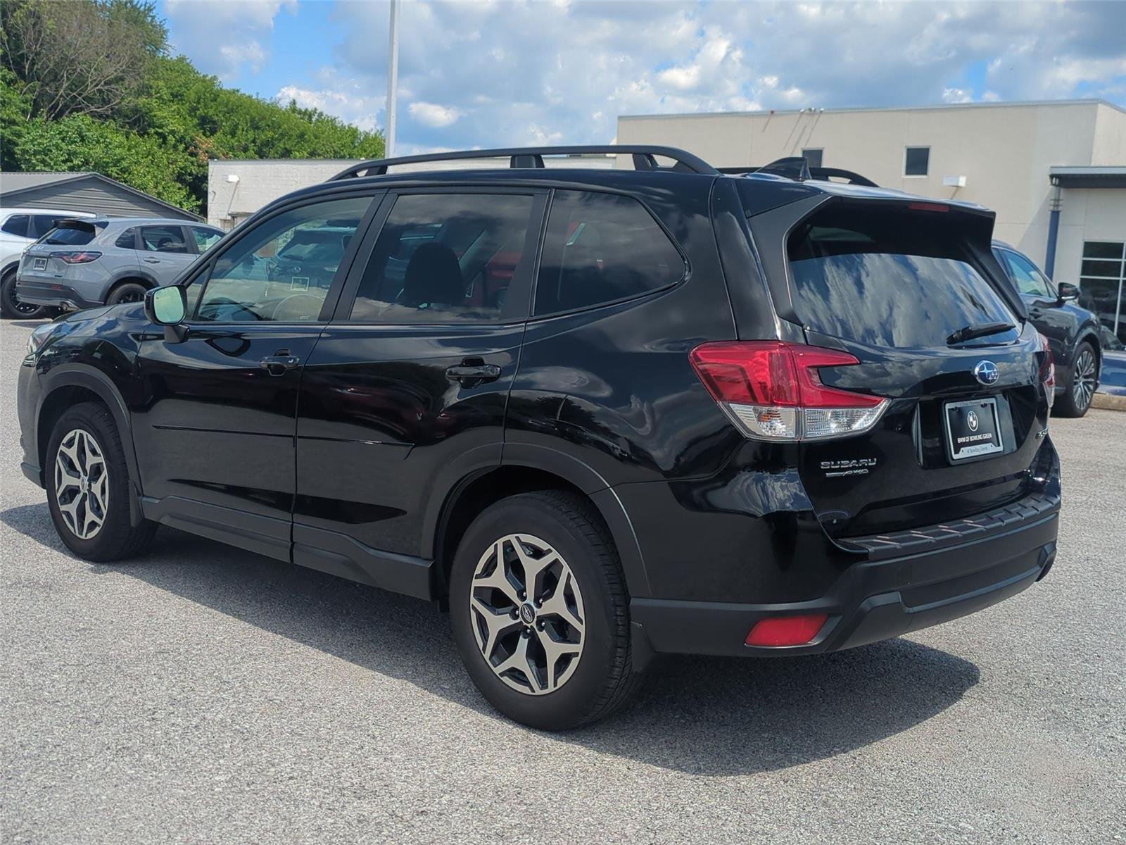Used 2023 Crystal Black Silica Subaru Premium image 3