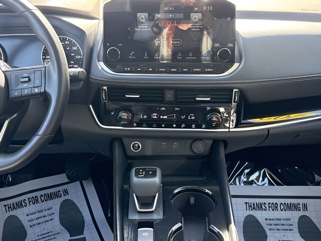 Used 2023 Gray Nissan SL image 14