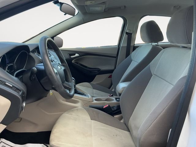 Used 2012 White Ford SE image 9