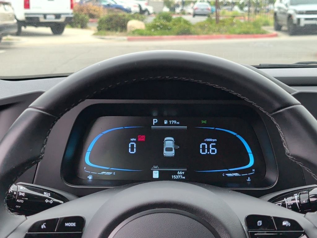2025 Hyundai Elantra SEL - Photo 18