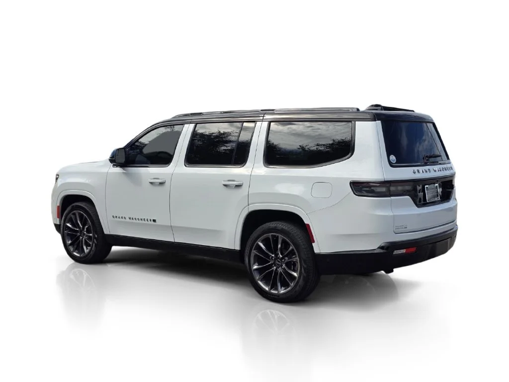 Used 2024 White Jeep Series II image 9