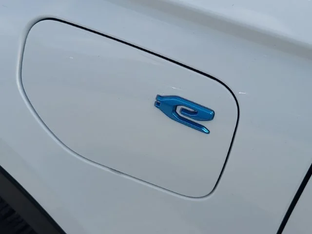 Used 2024 White Jeep LIMI image 35
