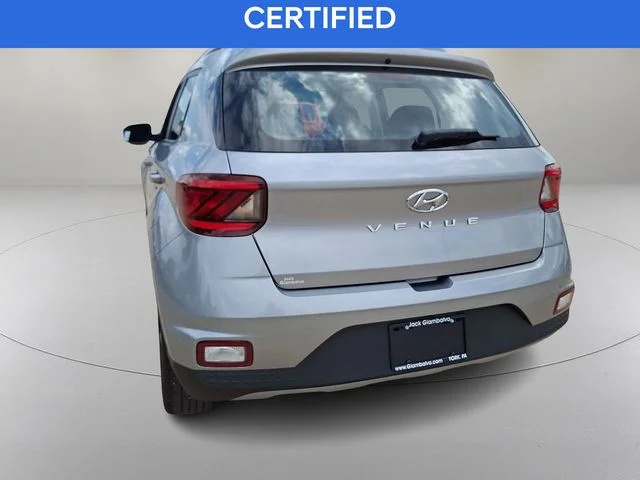 Used 2023 Silver Hyundai SEL image 8