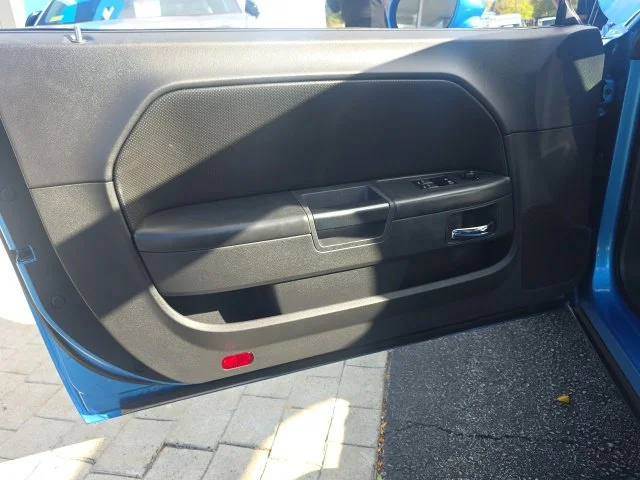 Used 2009 Blue Dodge R/T image 14