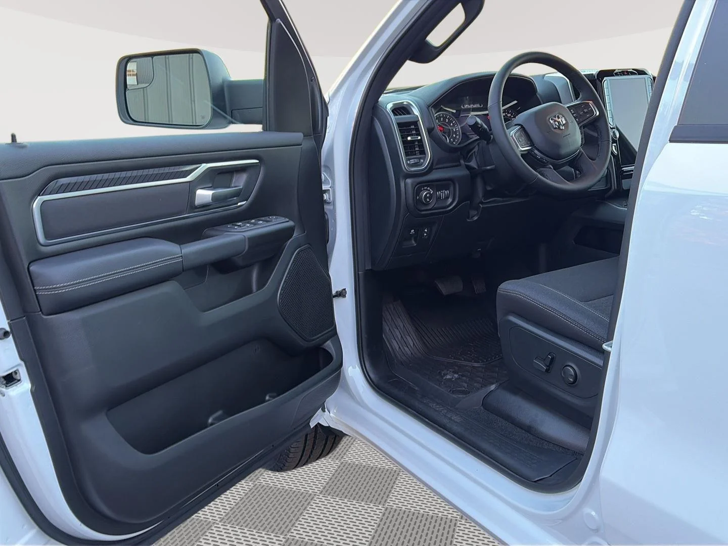 2026 RAM 1500 Big Horn/Lone Star - Photo 15