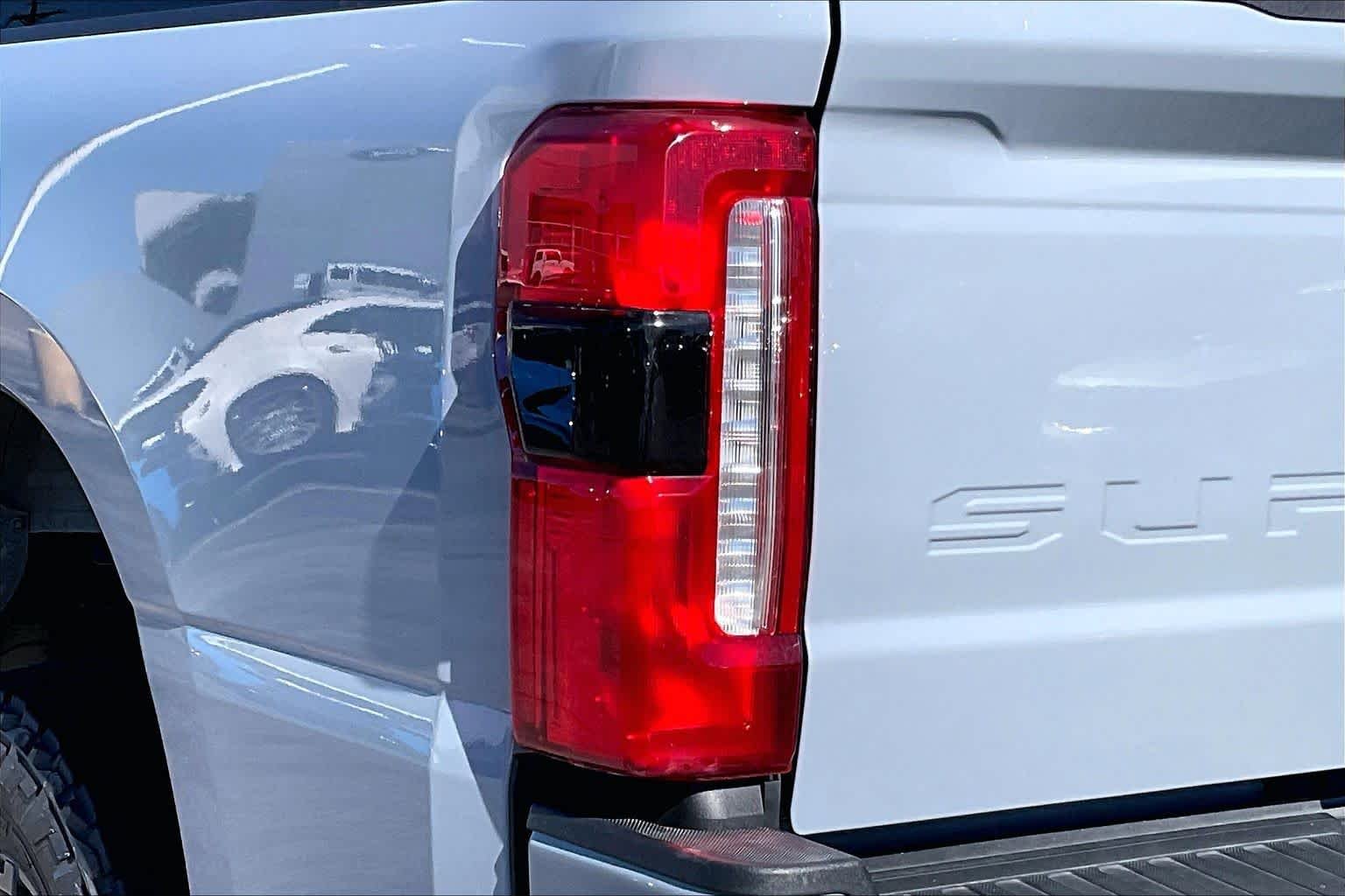 Certified Used 2024 Glacier Gray Metallic Ford LARIAT image 26