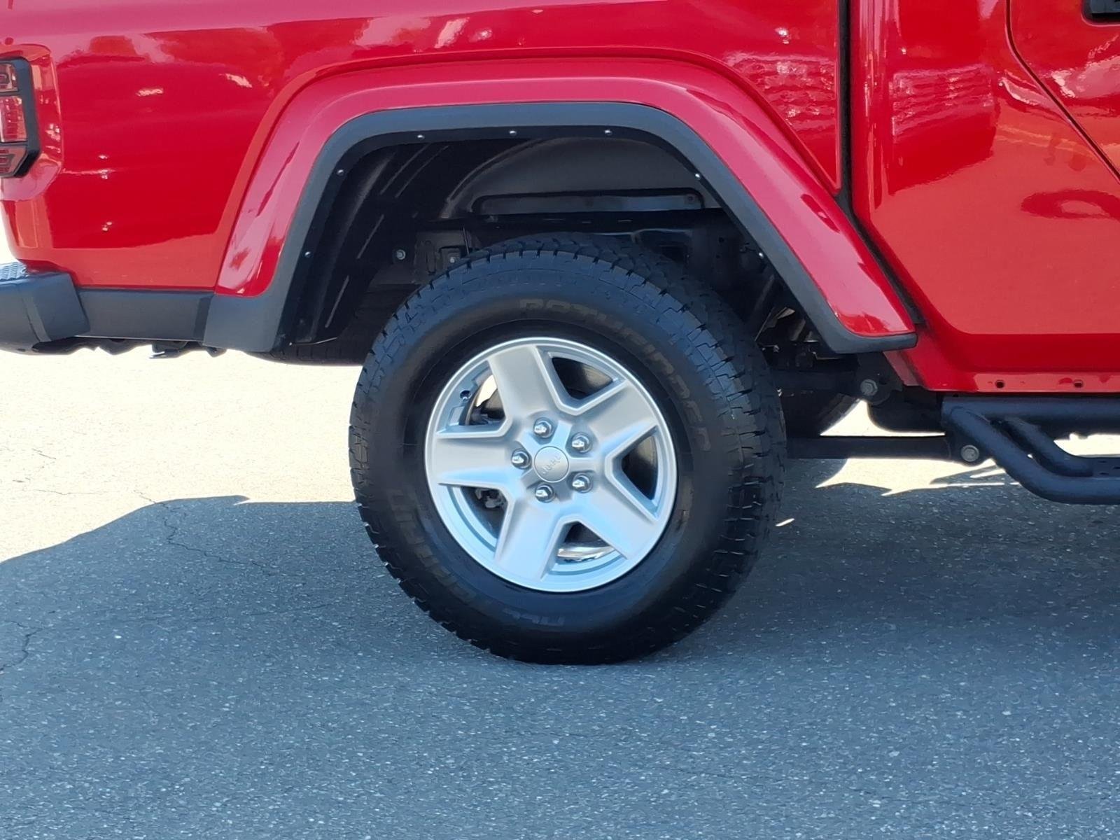 Used 2023 Firecracker Red Clearcoat Jeep Sport S image 11