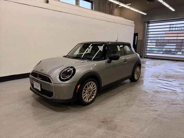 2026 MINI Hardtop Cooper S's photo