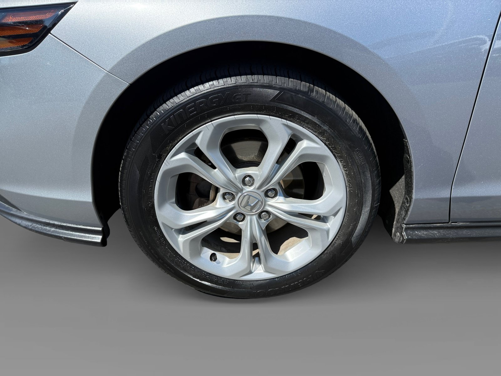 Certified Used 2023 Lunarsilver Honda LX image 9