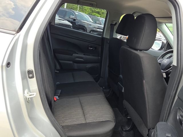 Used 2021  Mitsubishi 2.0 ES image 14