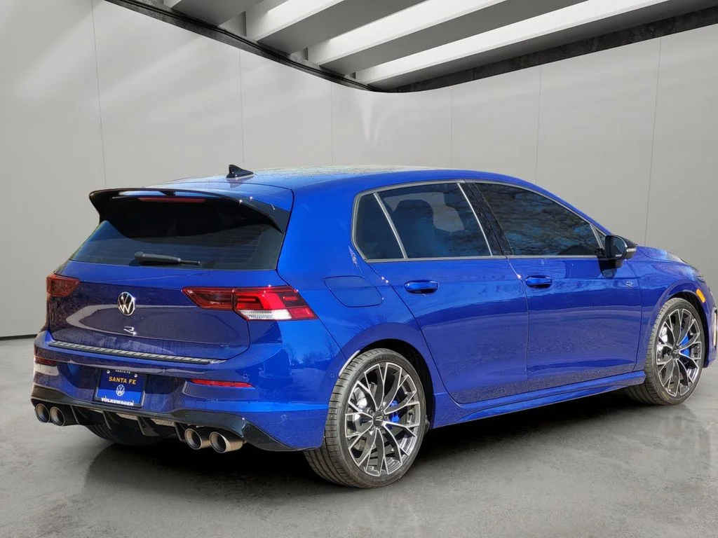 New 2026 Lapiz Blue Metallic Volkswagen 2.0T image 3