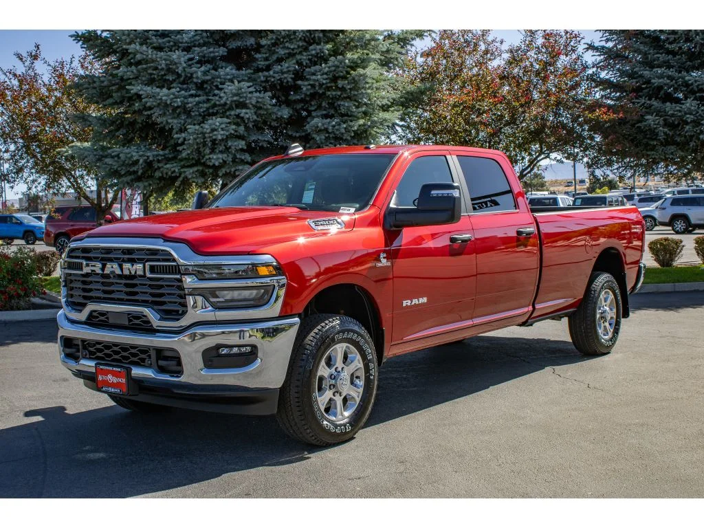 New 2026 MOLTEN RED PEARL Ram Big Horn image 4