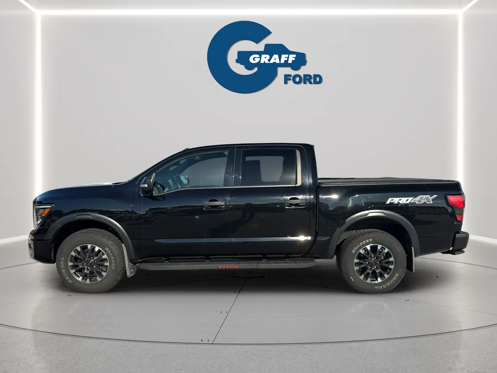 Used 2021 Black Nissan PRO-4X image 12