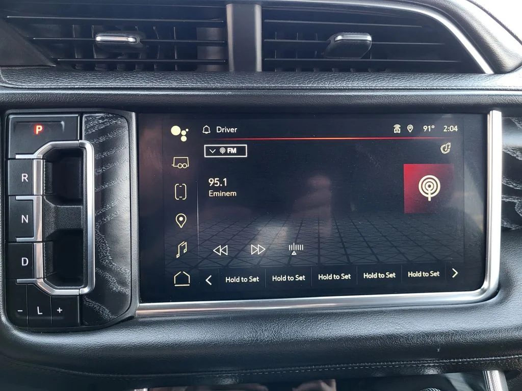 Used 2024 Onyx Black GMC Denali image 13