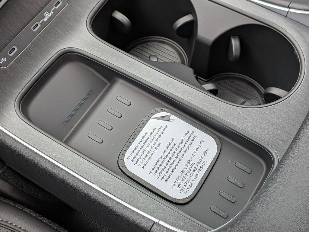 New 2026 Black Hyundai SEL 7P image 22