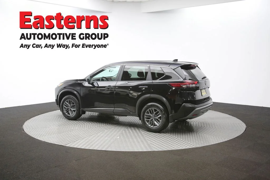 Used 2023 Black Nissan S image 61