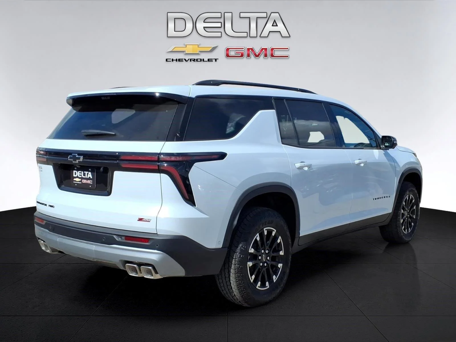 New 2026 Polar White Tricoat Chevrolet Z71 image 5