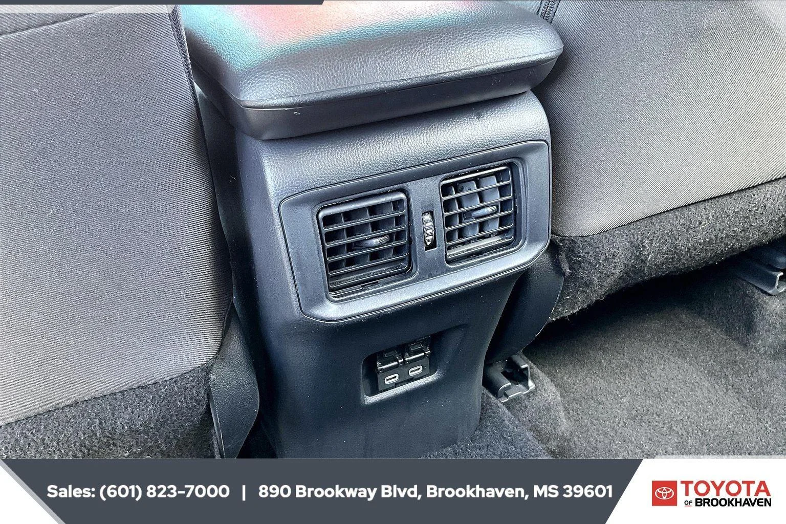 Used 2025 Magnetic Gray Metallic Toyota XLE image 25