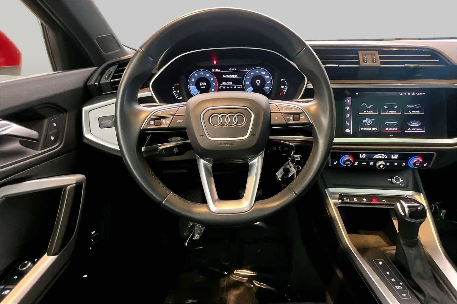 Pre-Owned 2022 Audi Q3 Premium