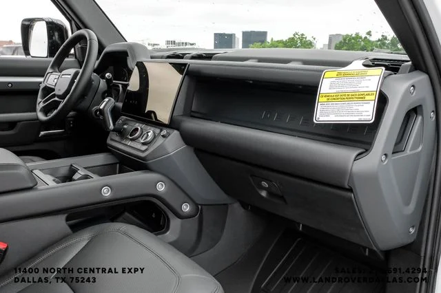 New 2026 Fuji White Land Rover X-Dynamic SE image 14