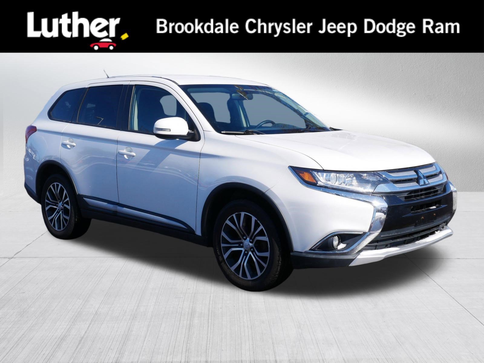 2016 Mitsubishi Outlander SE
