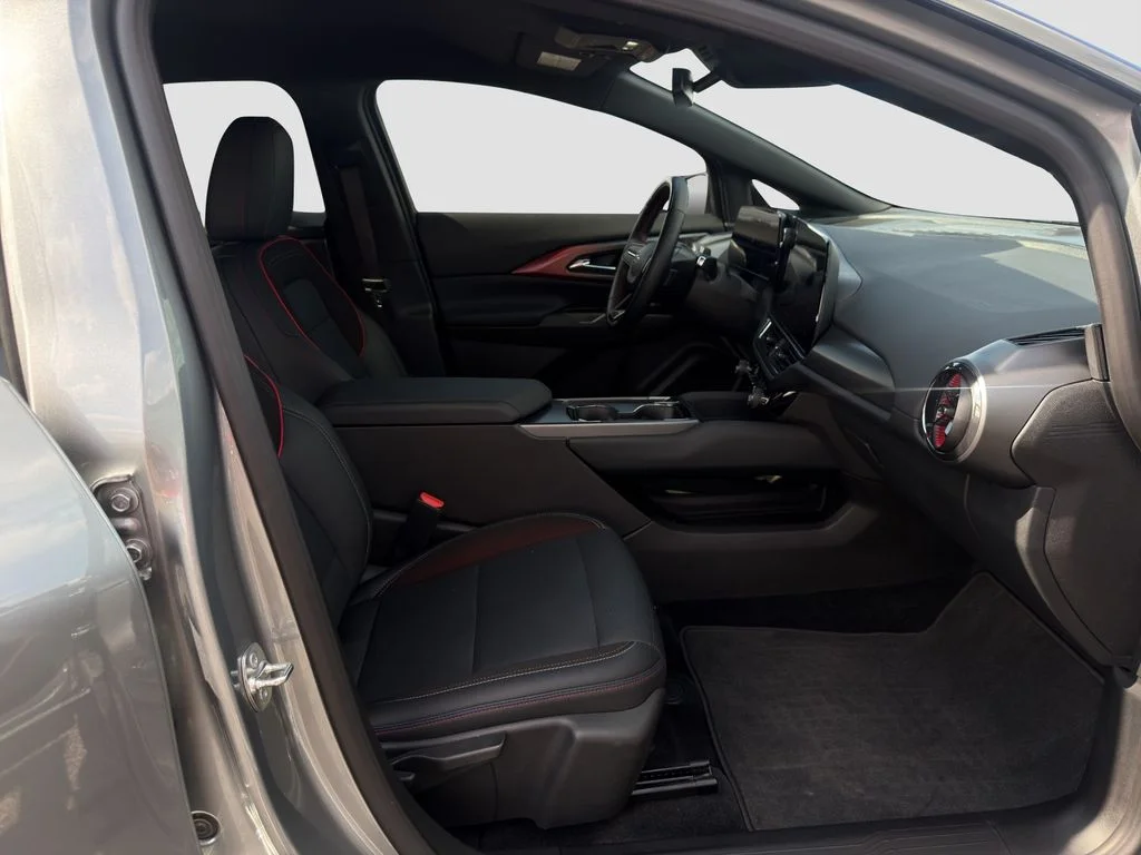 Used 2024 Gray Chevrolet RS image 26